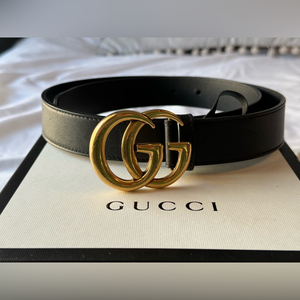 GUCCI GG Leather Belt with Shiny Buckle